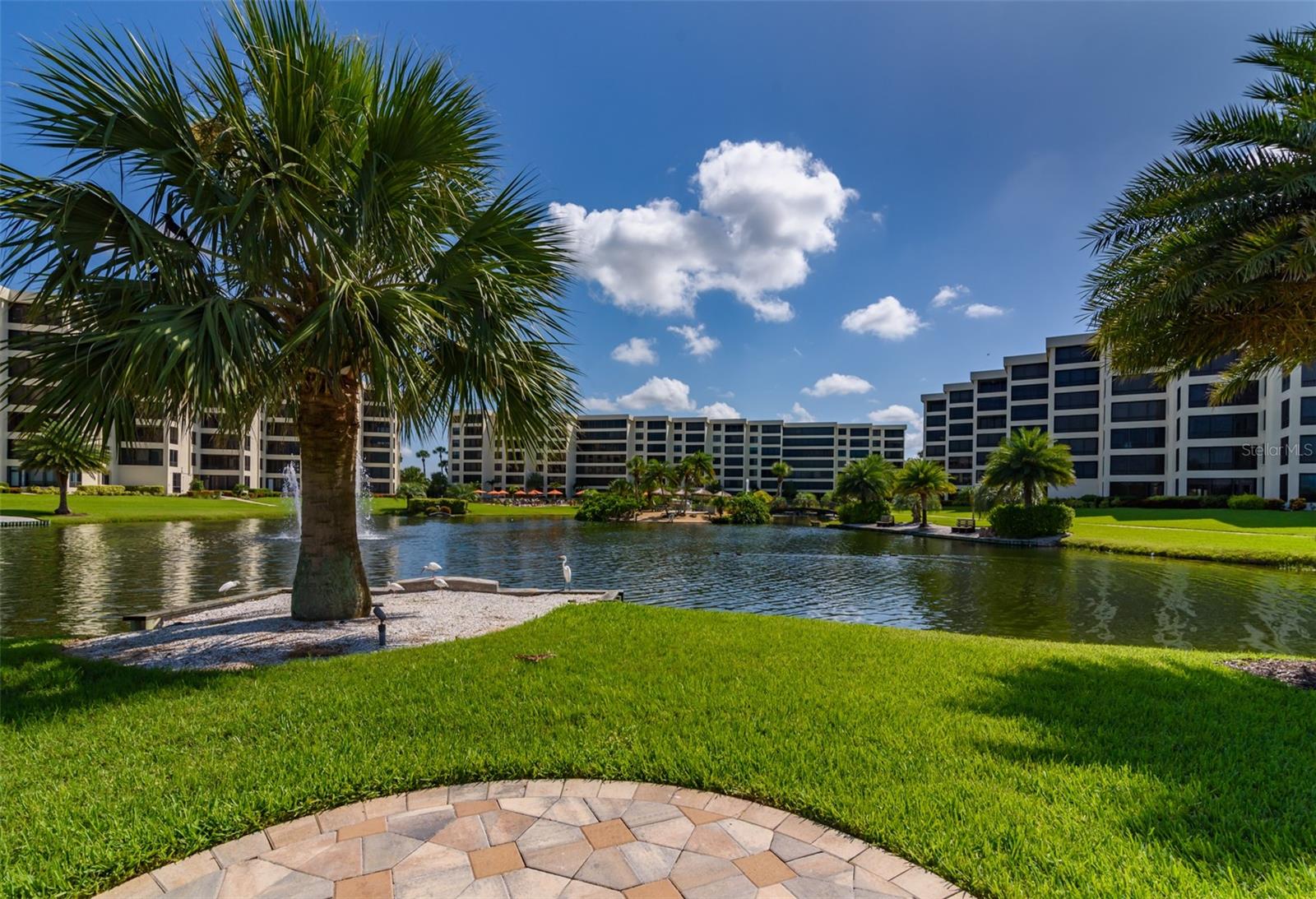 GULF & BAY CLUB PH 2 - Residential