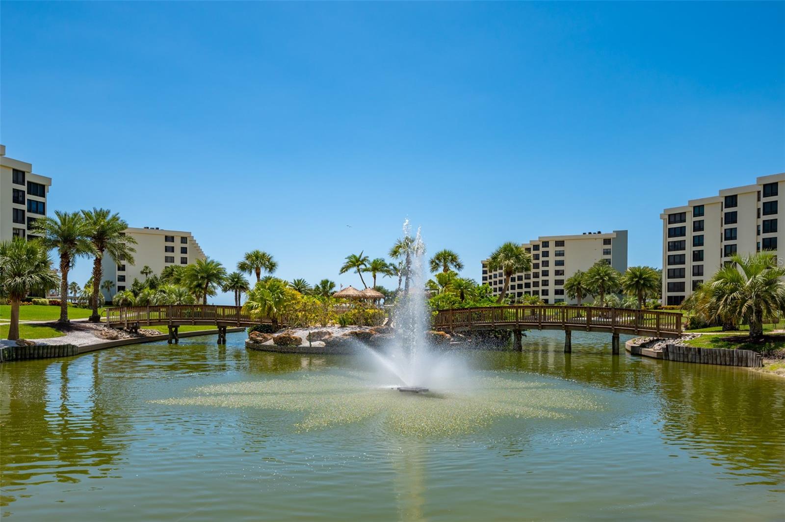 GULF & BAY CLUB PH 2 - Residential