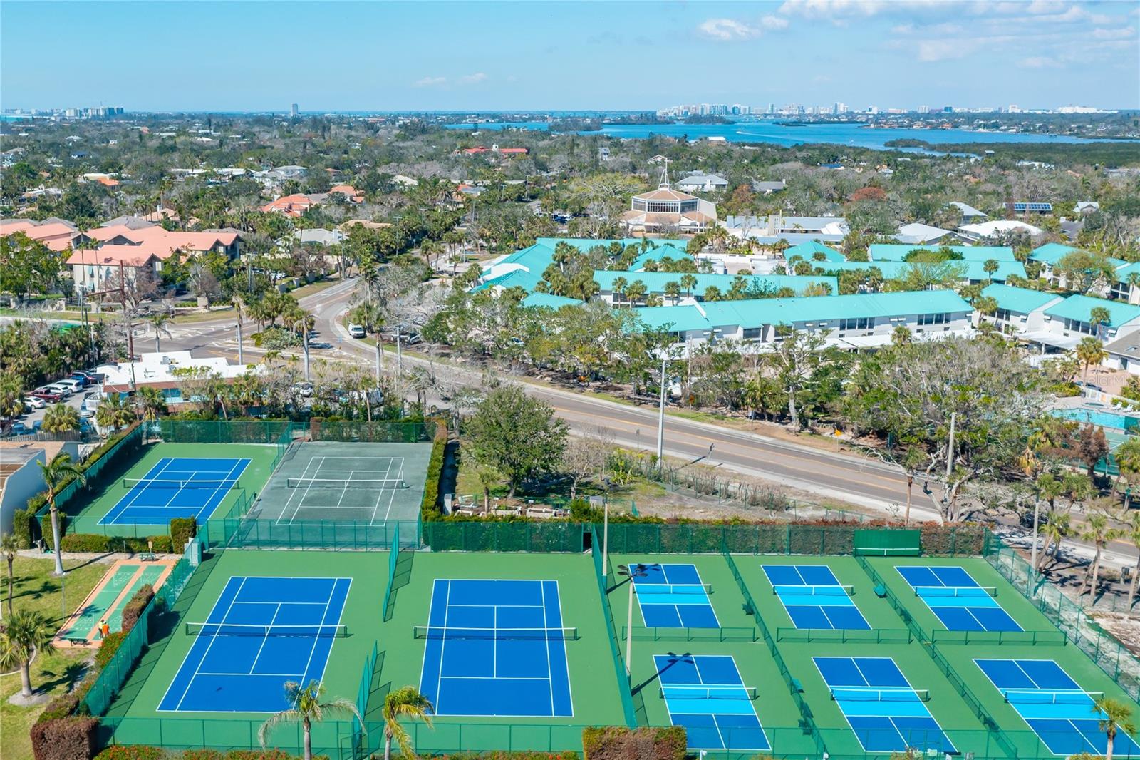 GULF & BAY CLUB PH 2 - Residential
