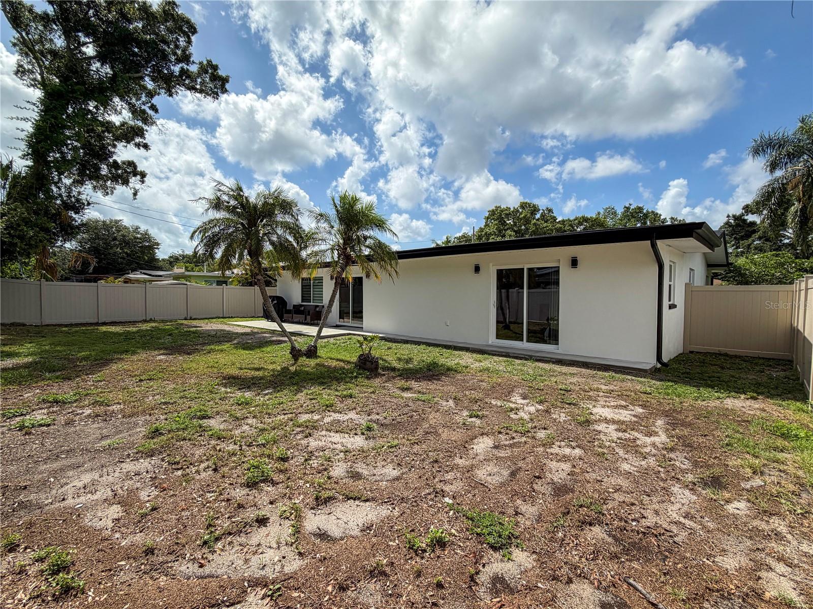 PALM TERRACE - Residential