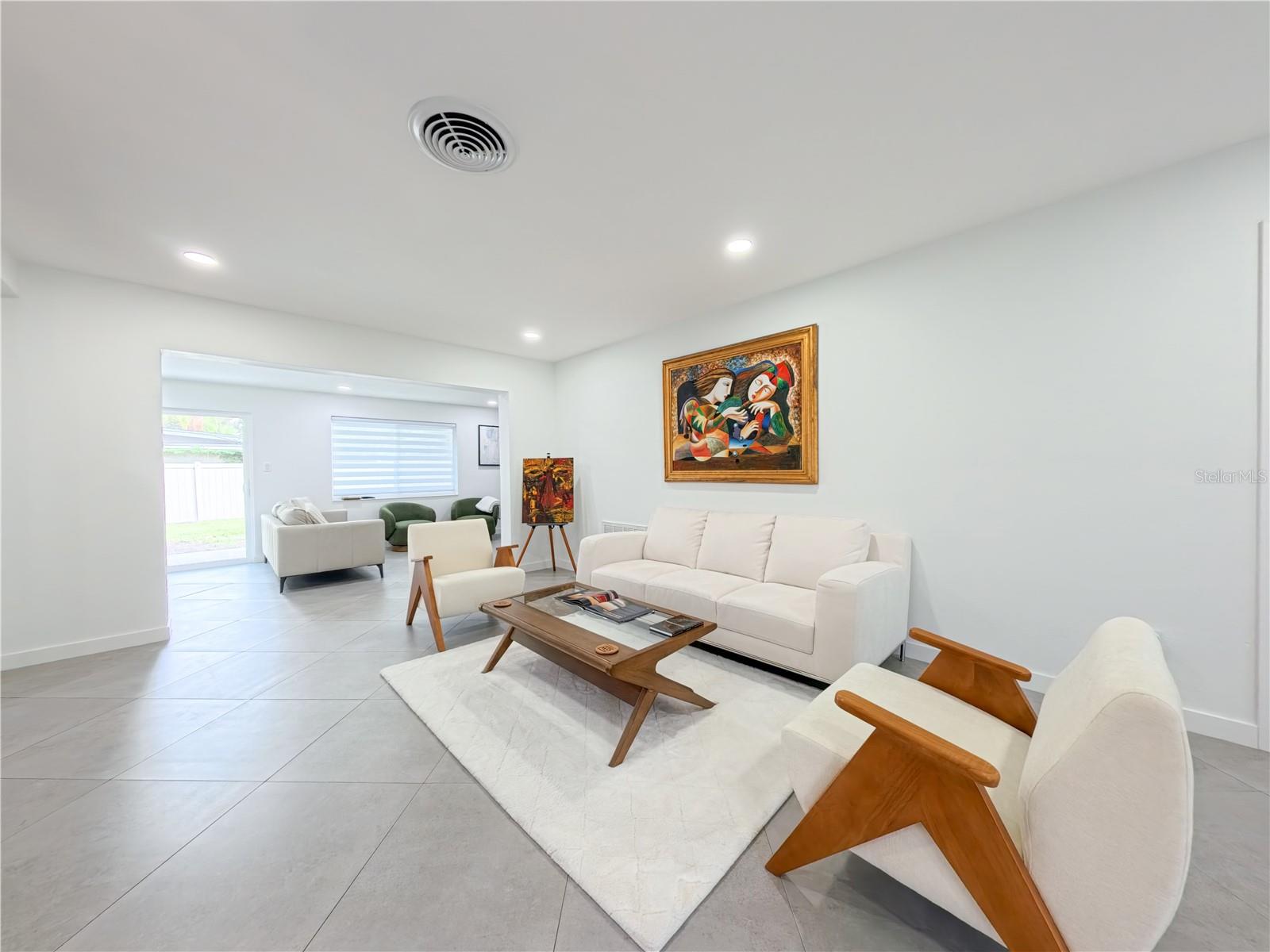 PALM TERRACE - Residential