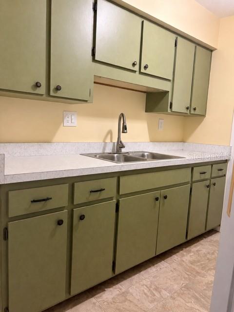 CENTRAL CORTEZ PLAZA - Residential Lease
