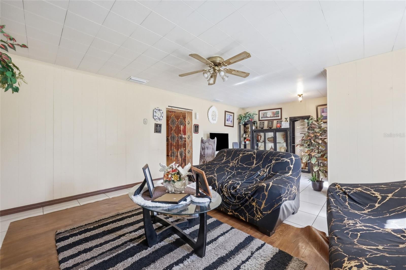 LANCASTER SHORES SUB - Residential