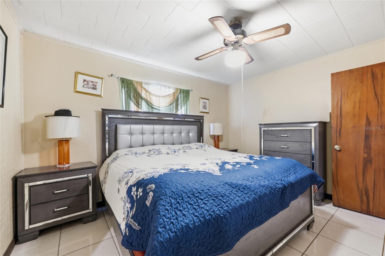 LANCASTER SHORES SUB - Residential