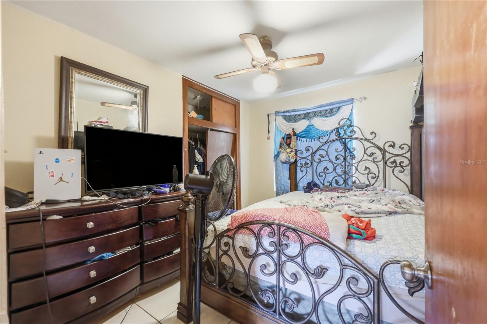 LANCASTER SHORES SUB - Residential