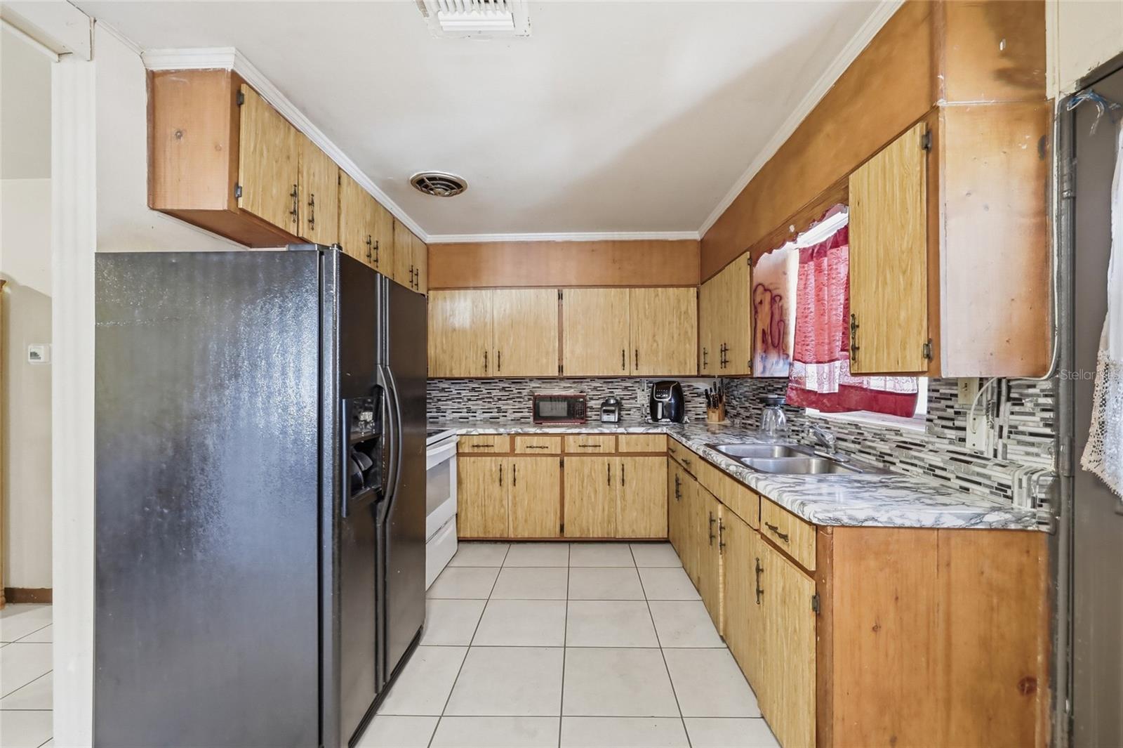 LANCASTER SHORES SUB - Residential