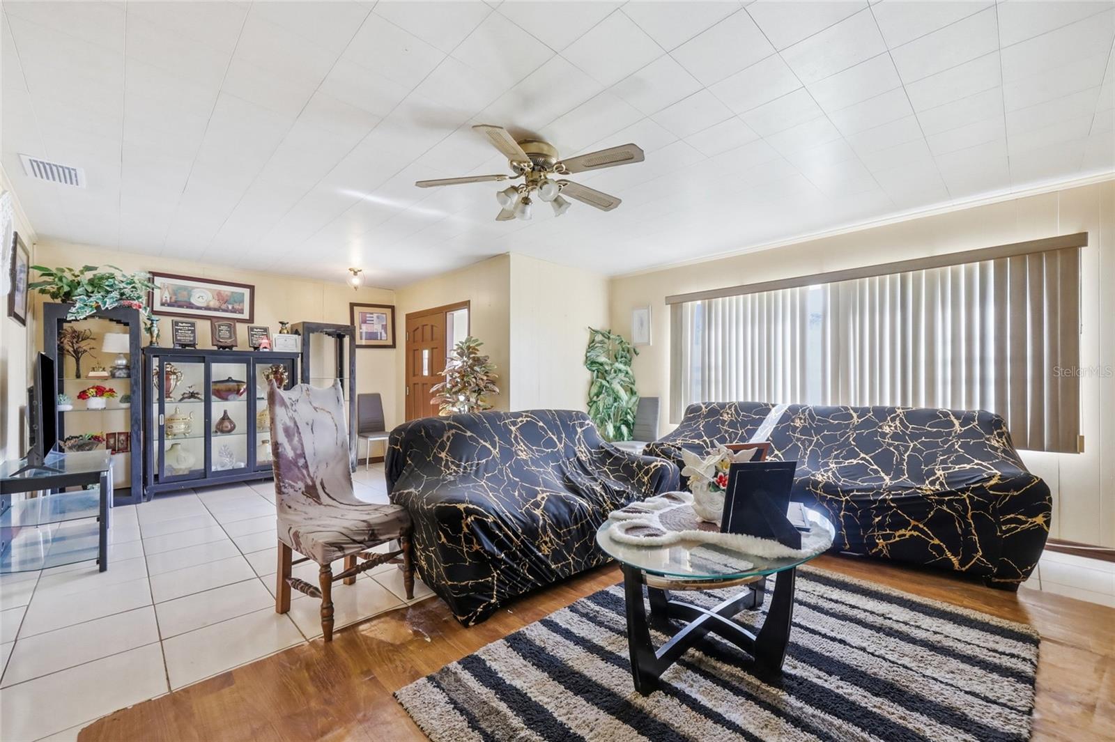 LANCASTER SHORES SUB - Residential