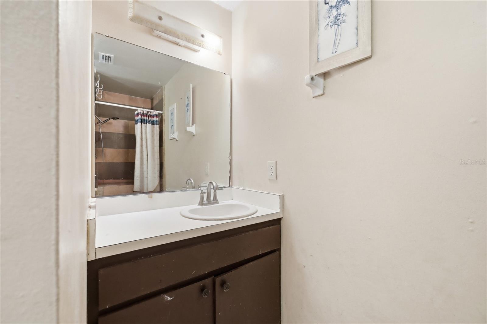 LANCASTER SHORES SUB - Residential