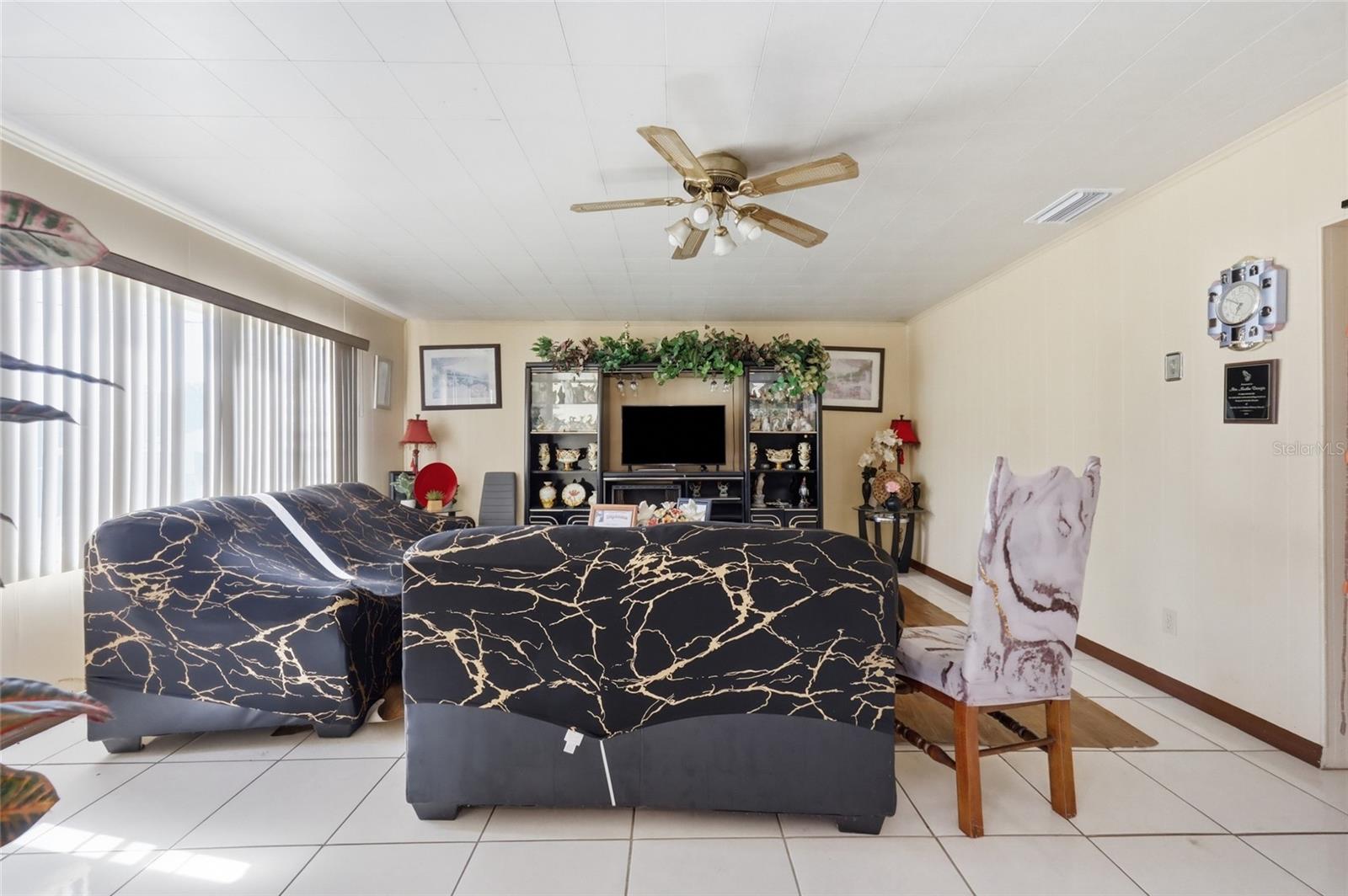 LANCASTER SHORES SUB - Residential