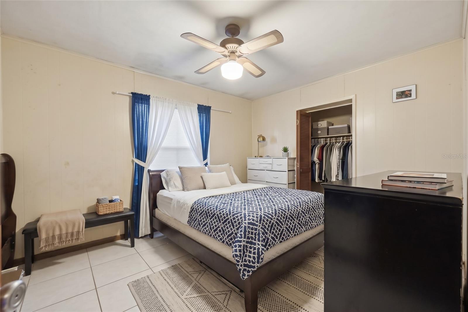 LANCASTER SHORES SUB - Residential