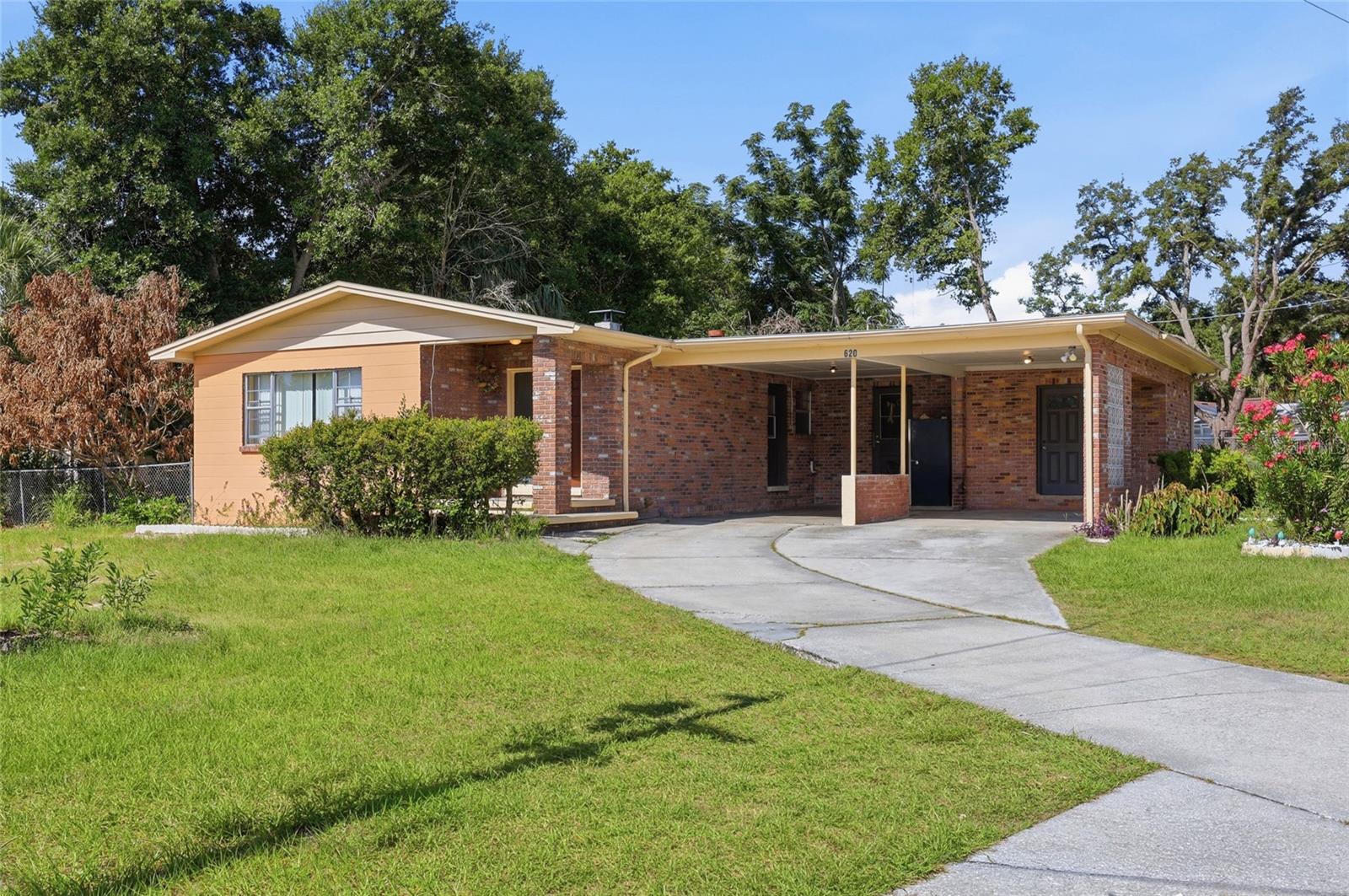 LANCASTER SHORES SUB - Residential