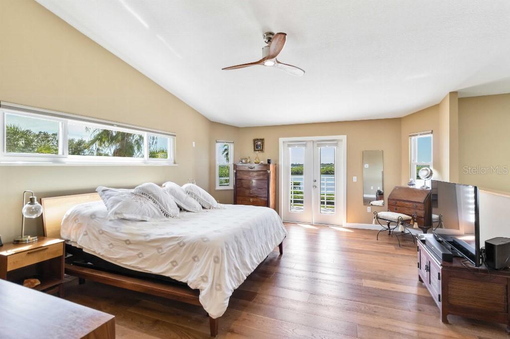 NO-SEE-UM ACRES - Residential