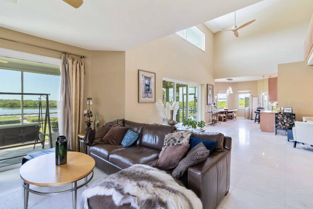 NO-SEE-UM ACRES - Residential