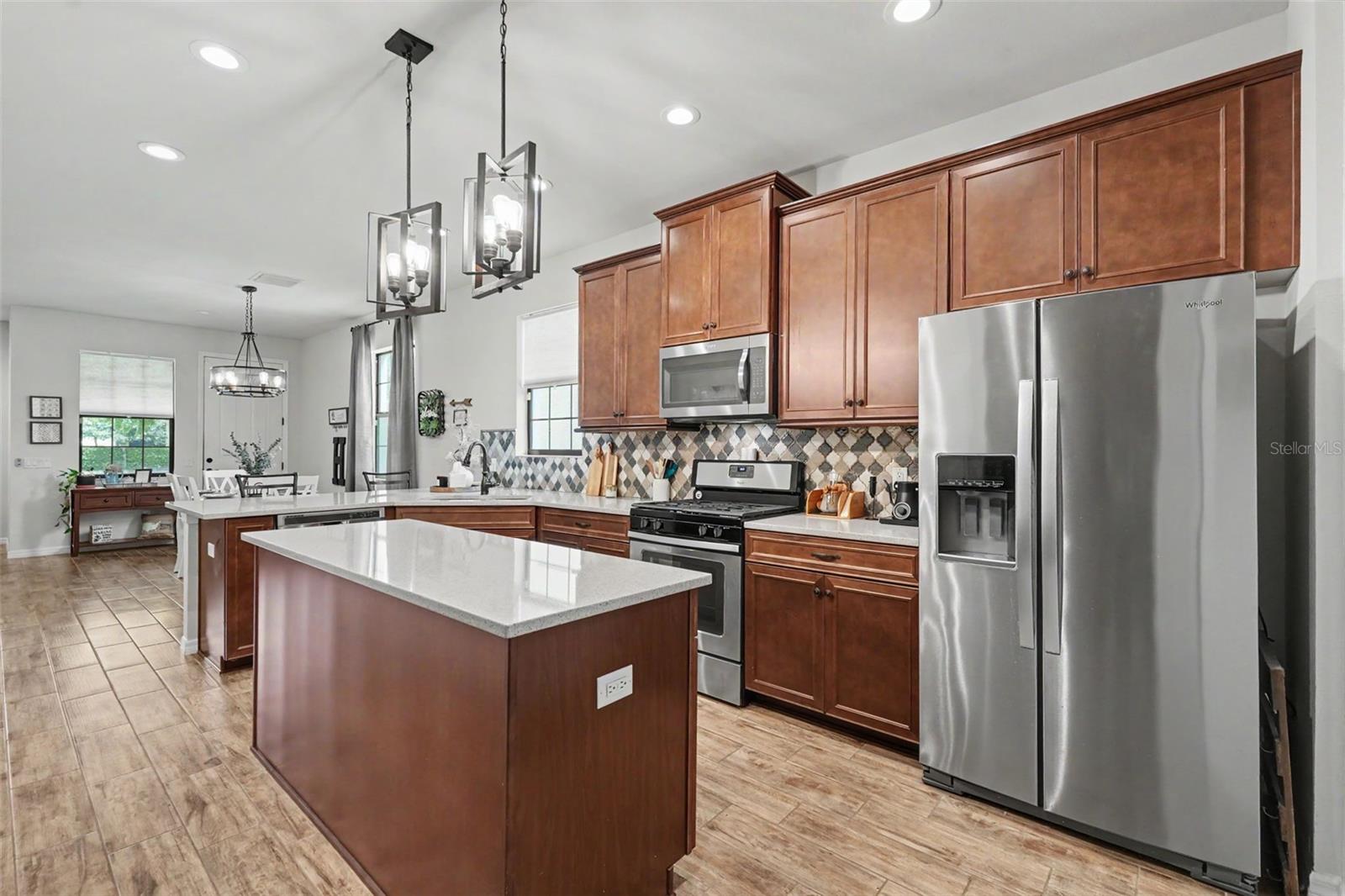 FIISHHAWK RANCH WEST - Residential