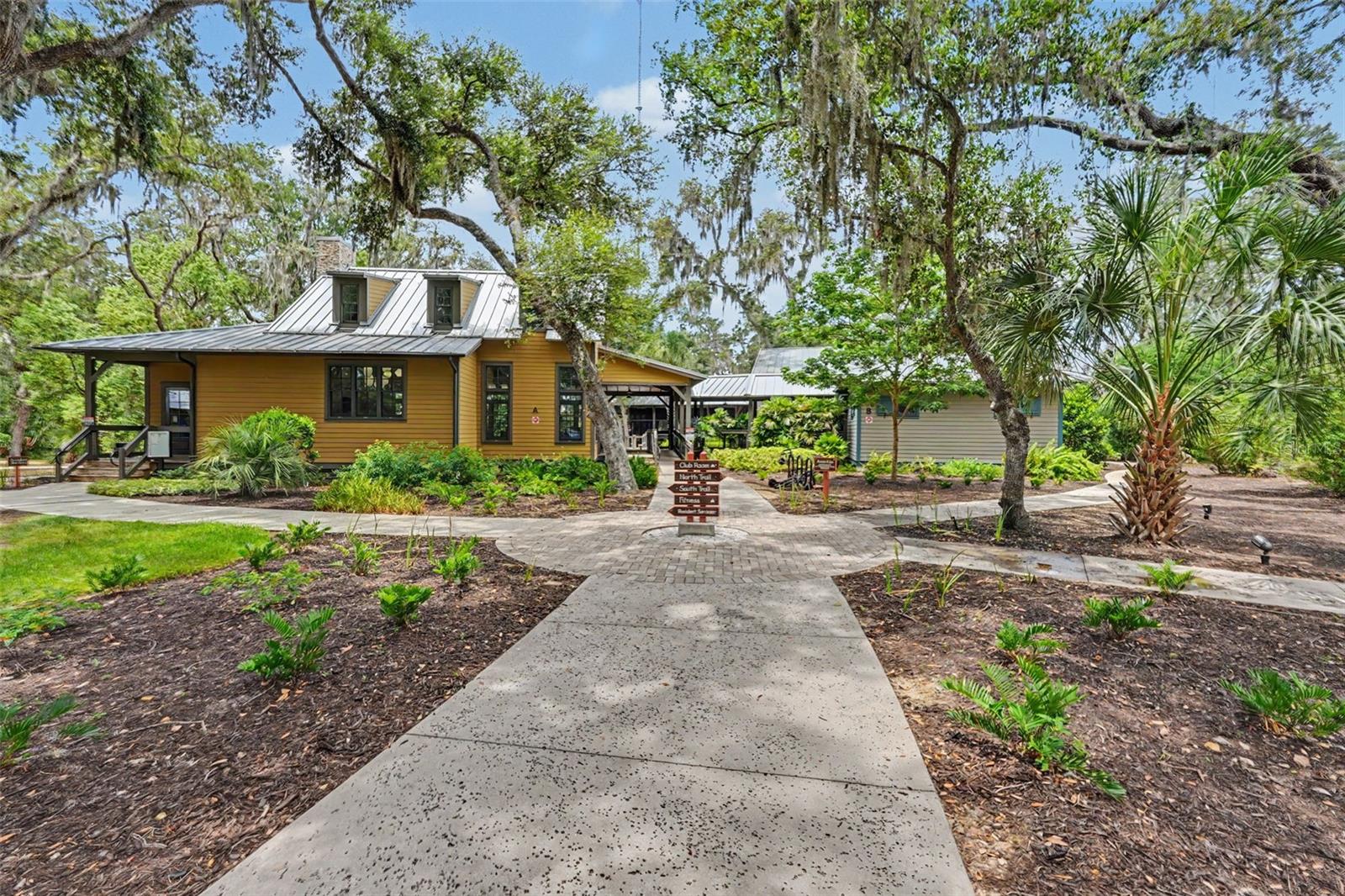 FIISHHAWK RANCH WEST - Residential