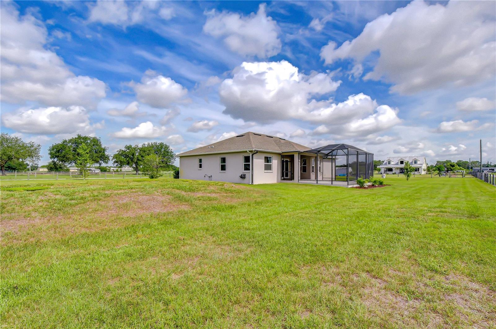MCINTOSH ESTATES WEST - Residential