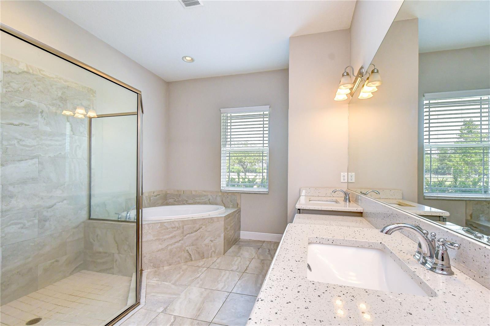 MCINTOSH ESTATES WEST - Residential