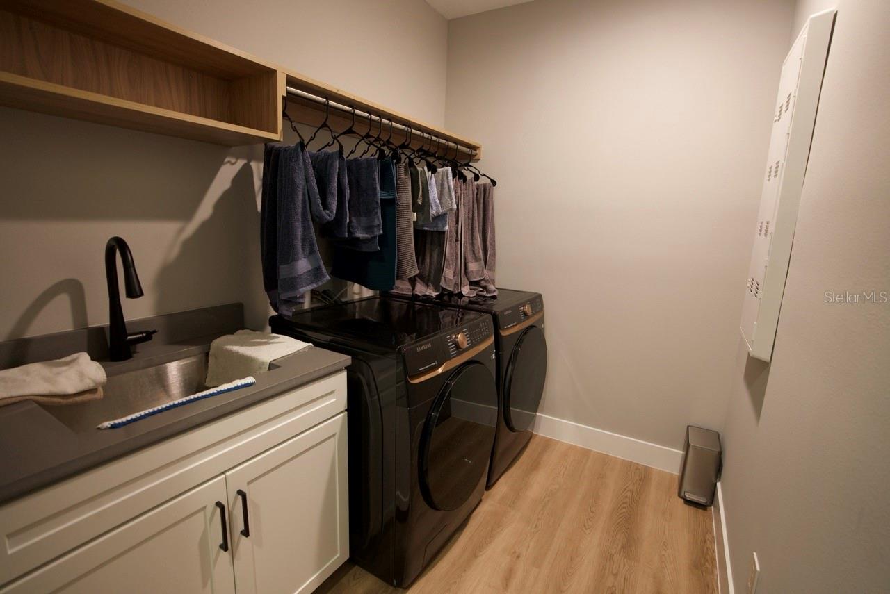 BELLA COLLINA WEST SUB - Residential
