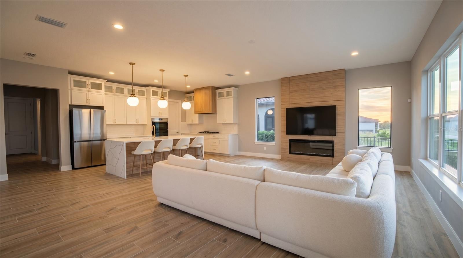 BELLA COLLINA WEST SUB - Residential