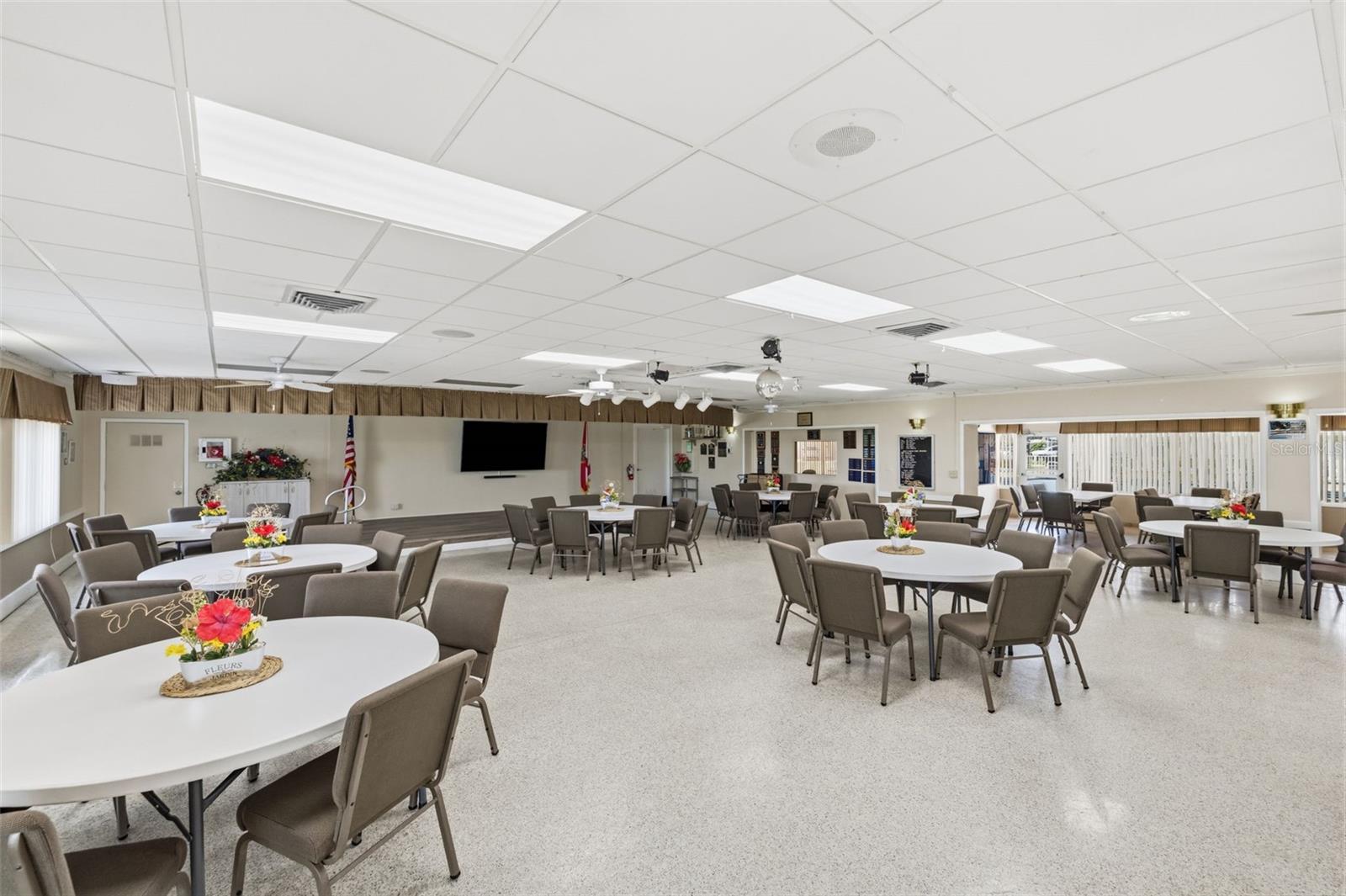 MAINLANDS OF TAMARAC BY THE GULF UNIT 4 CONDO - Residential
