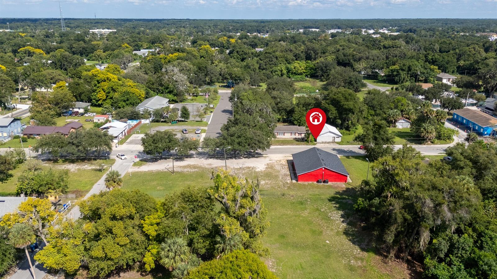 LOCKHARTS - Commercial Sale