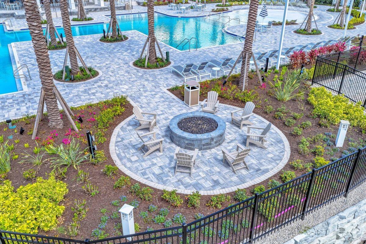 PALMERA AT WELLEN PARK - Residential
