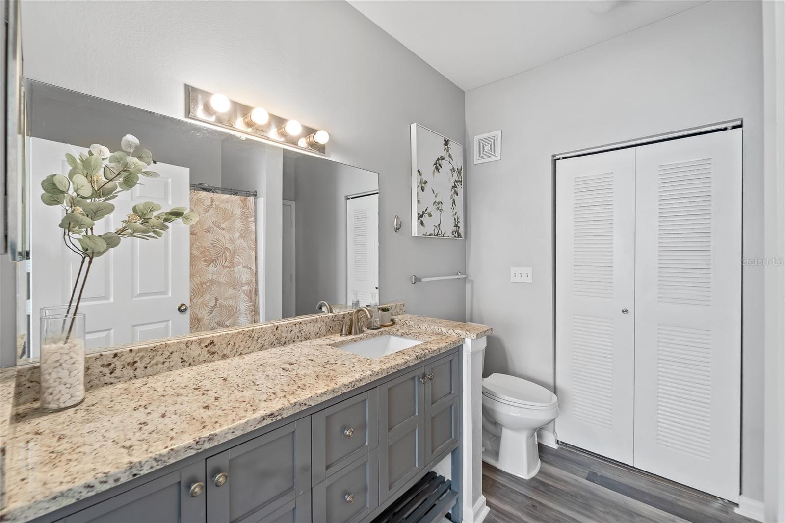 LAKE CHASE CONDO - Residential