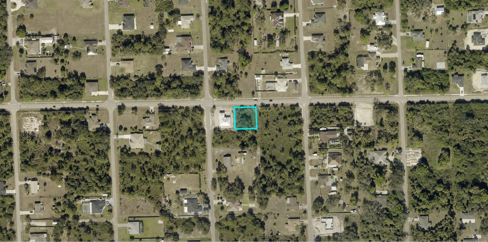 LEHIGH ACRES - Land