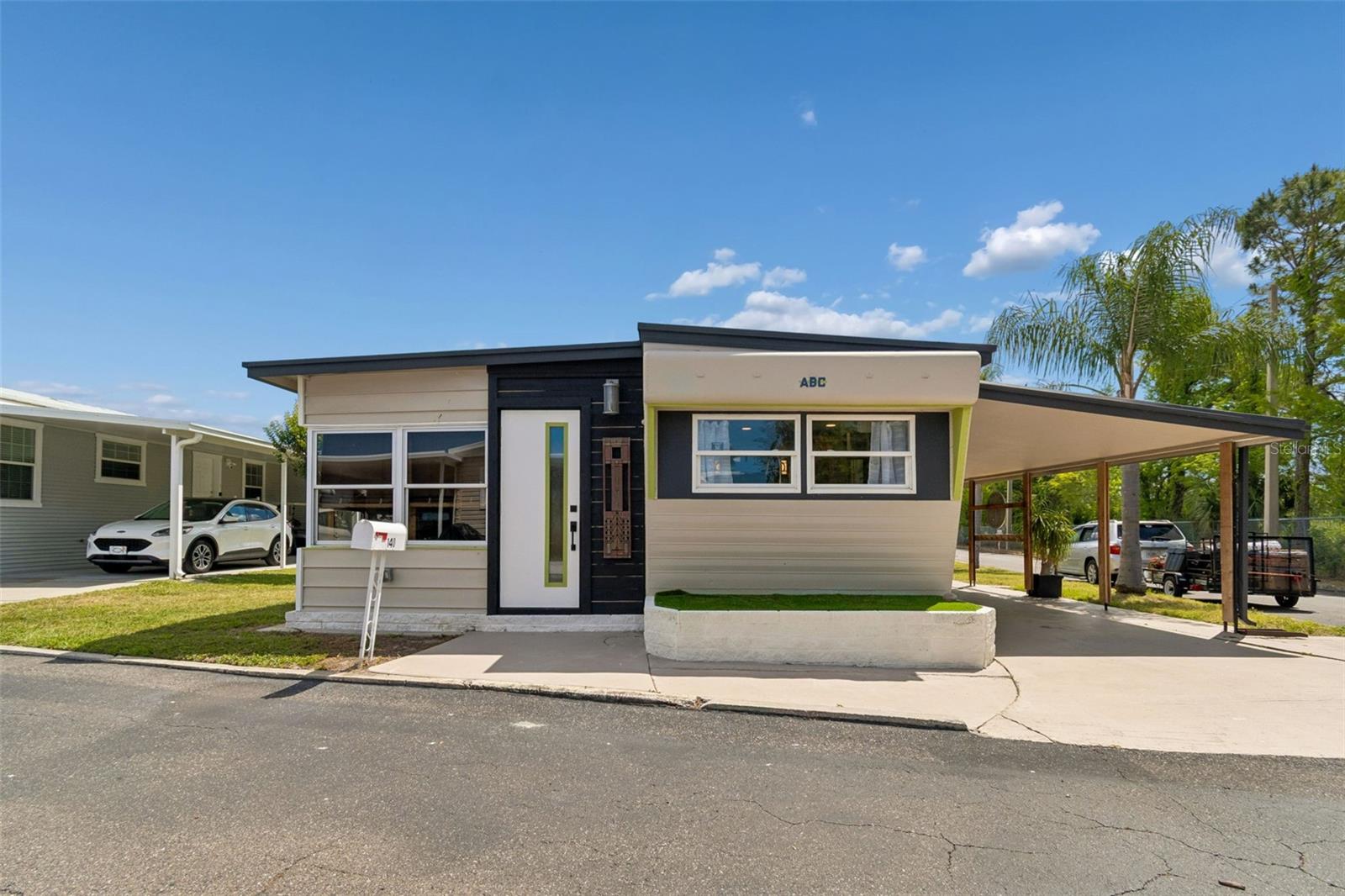 TOWN & COUNTRY M/H PARK UNREC - Residential