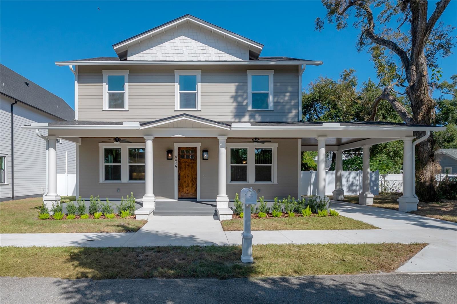RECORD GROVE - Residential