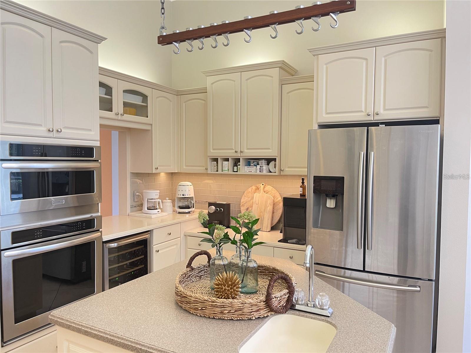 WARWICK GARDENS - Residential Lease