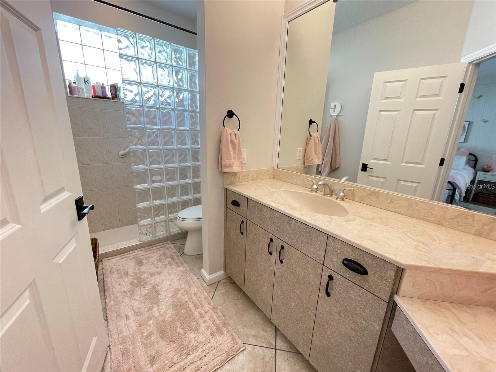 WARWICK GARDENS - Residential Lease