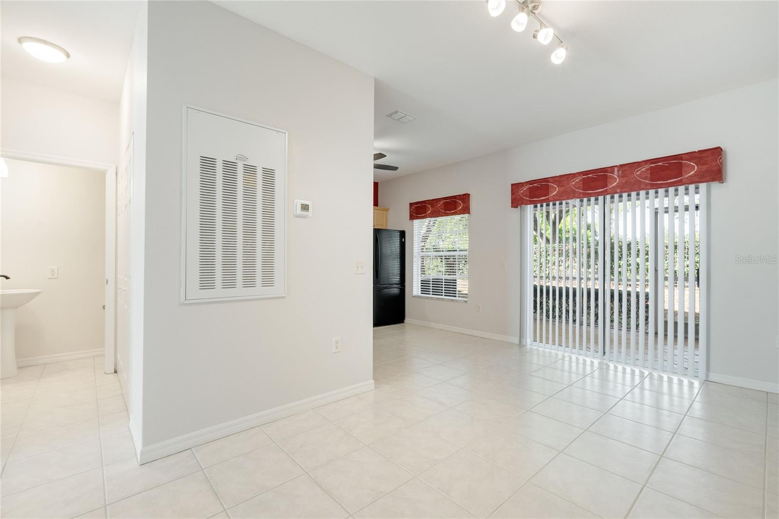 CAROLINA LANDINGS - Residential