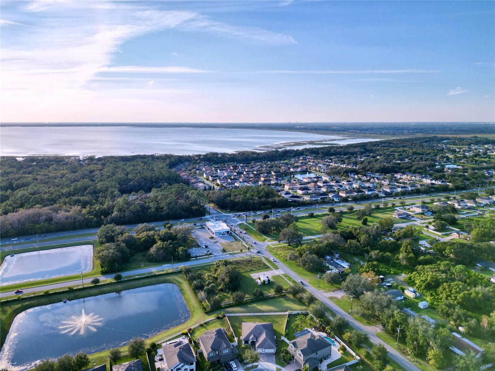 NARCOOSSEE VILLAGE PH 1 - Residential