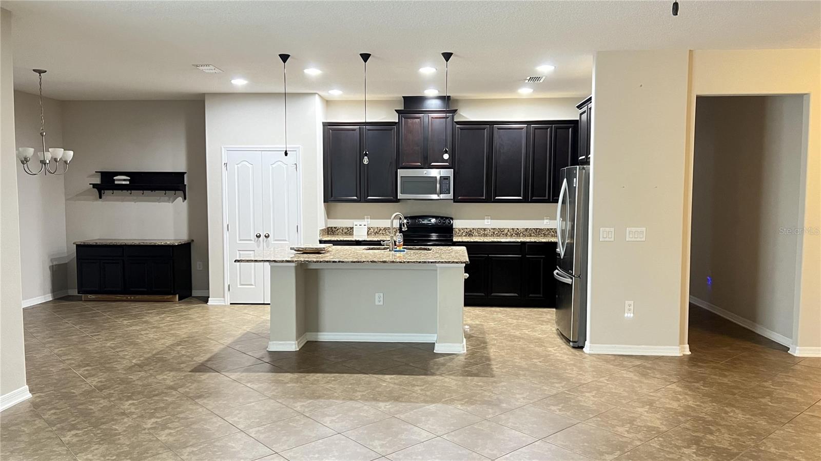 NARCOOSSEE VILLAGE PH 1 - Residential