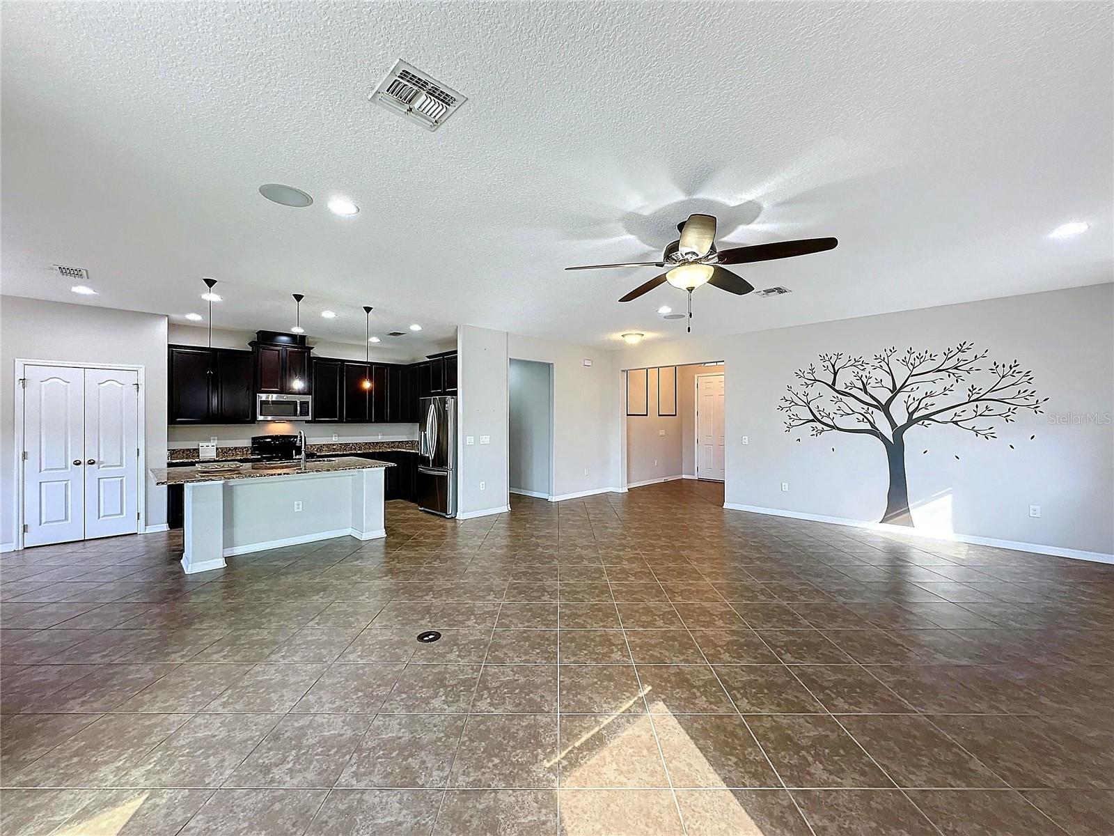 NARCOOSSEE VILLAGE PH 1 - Residential