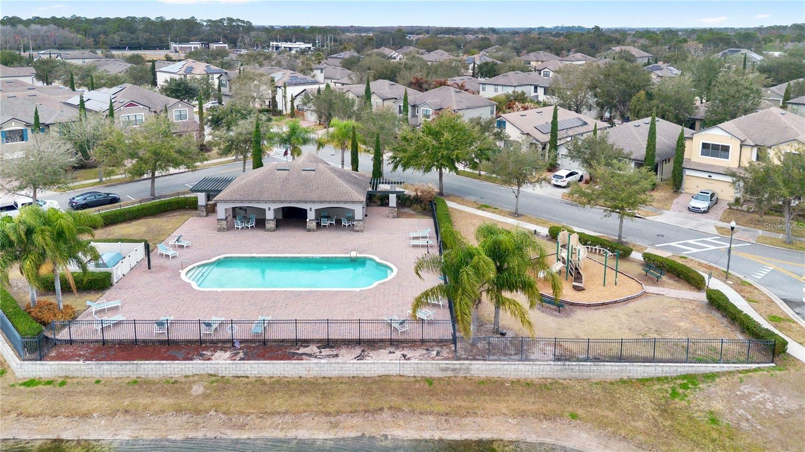 NARCOOSSEE VILLAGE PH 1 - Residential