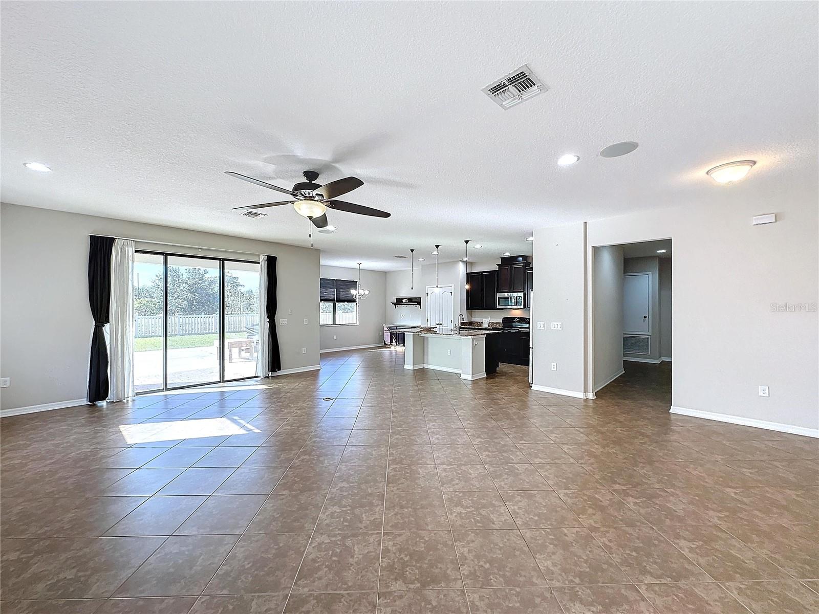 NARCOOSSEE VILLAGE PH 1 - Residential
