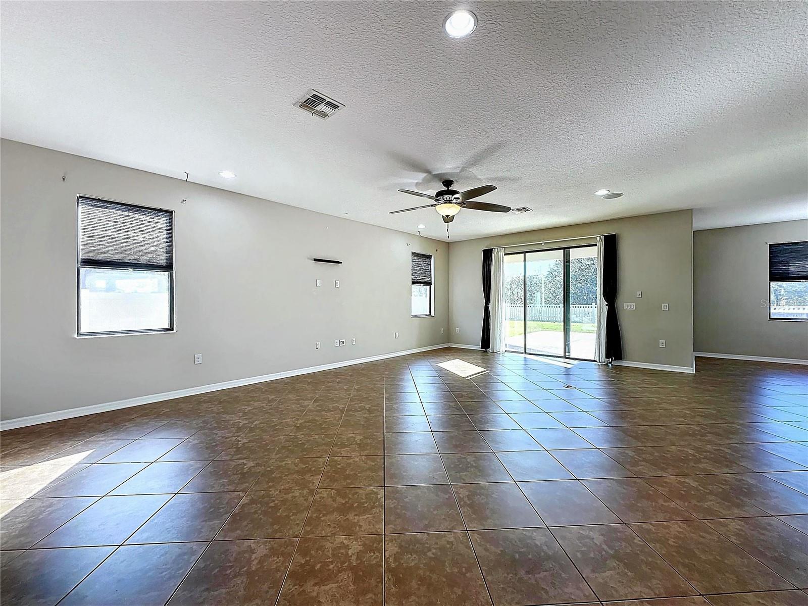 NARCOOSSEE VILLAGE PH 1 - Residential