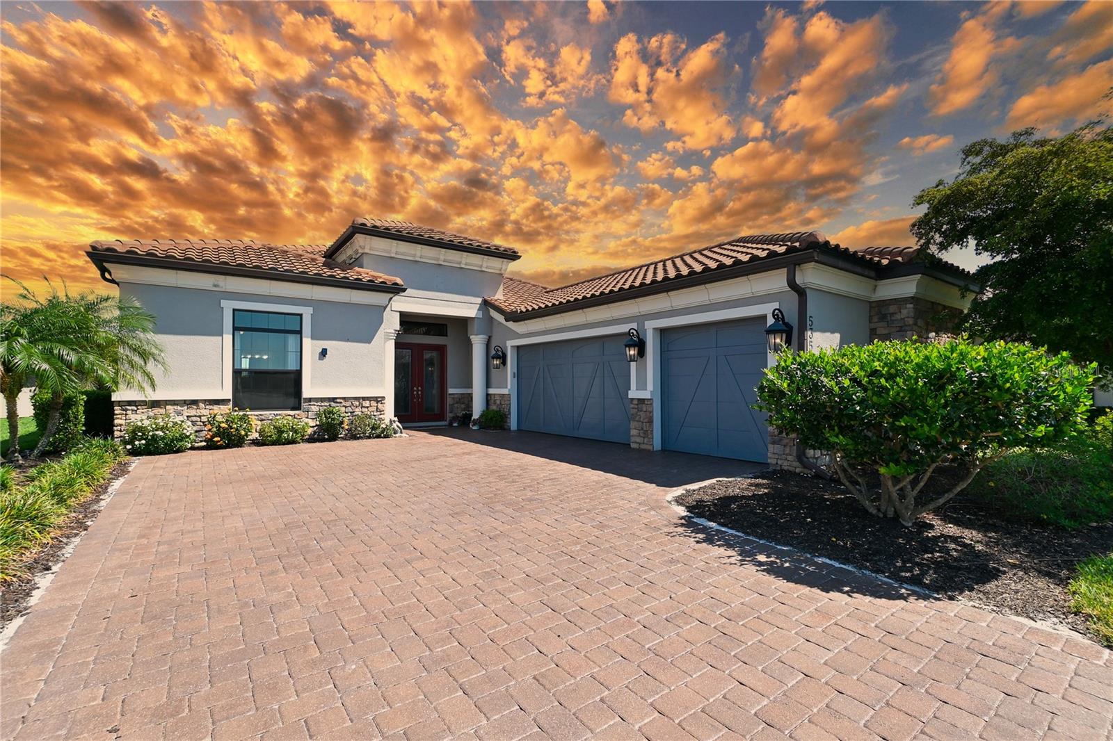 LEGACY ESTATES - Residential