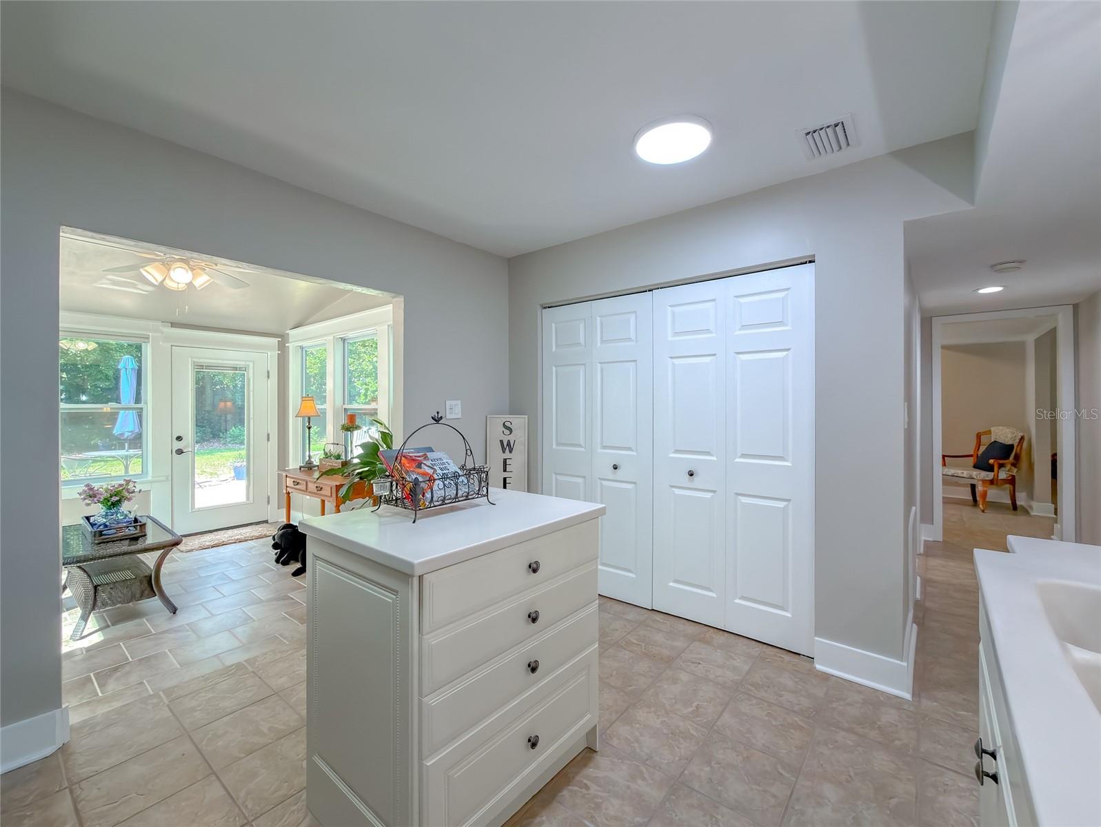 WALLWOOD HEIGHTS - Residential
