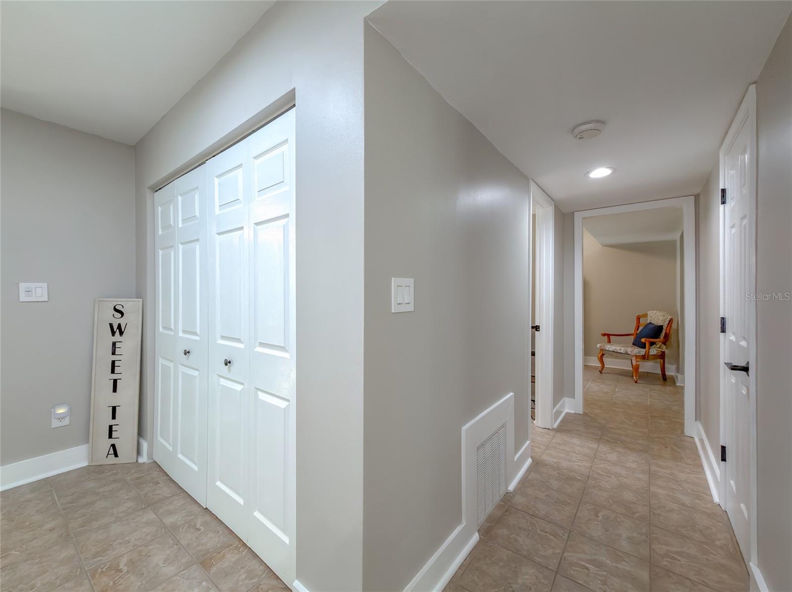 WALLWOOD HEIGHTS - Residential