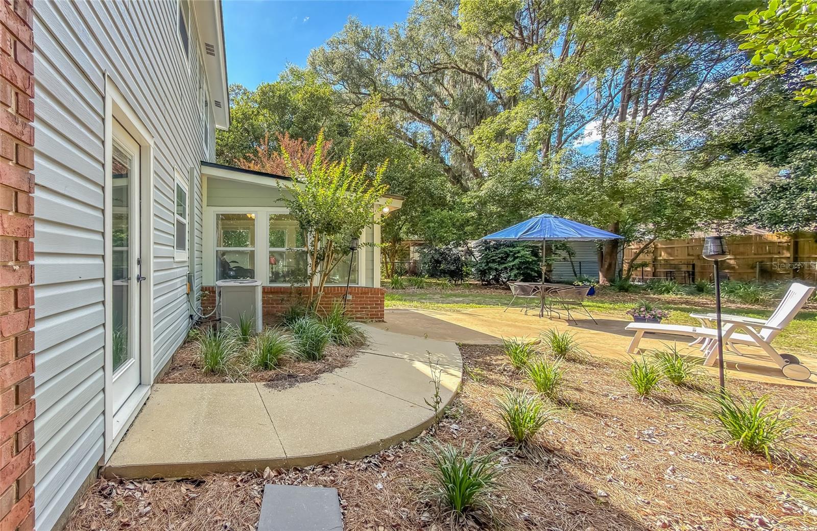 WALLWOOD HEIGHTS - Residential
