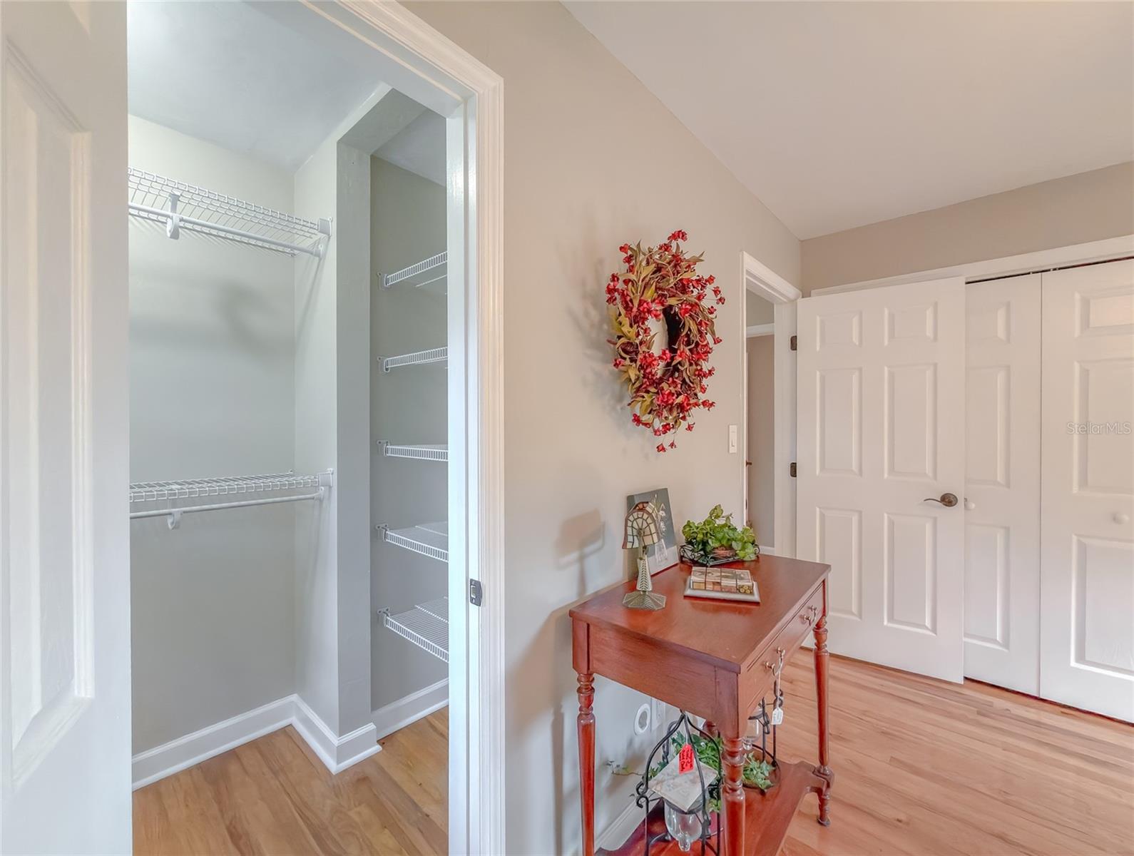 WALLWOOD HEIGHTS - Residential