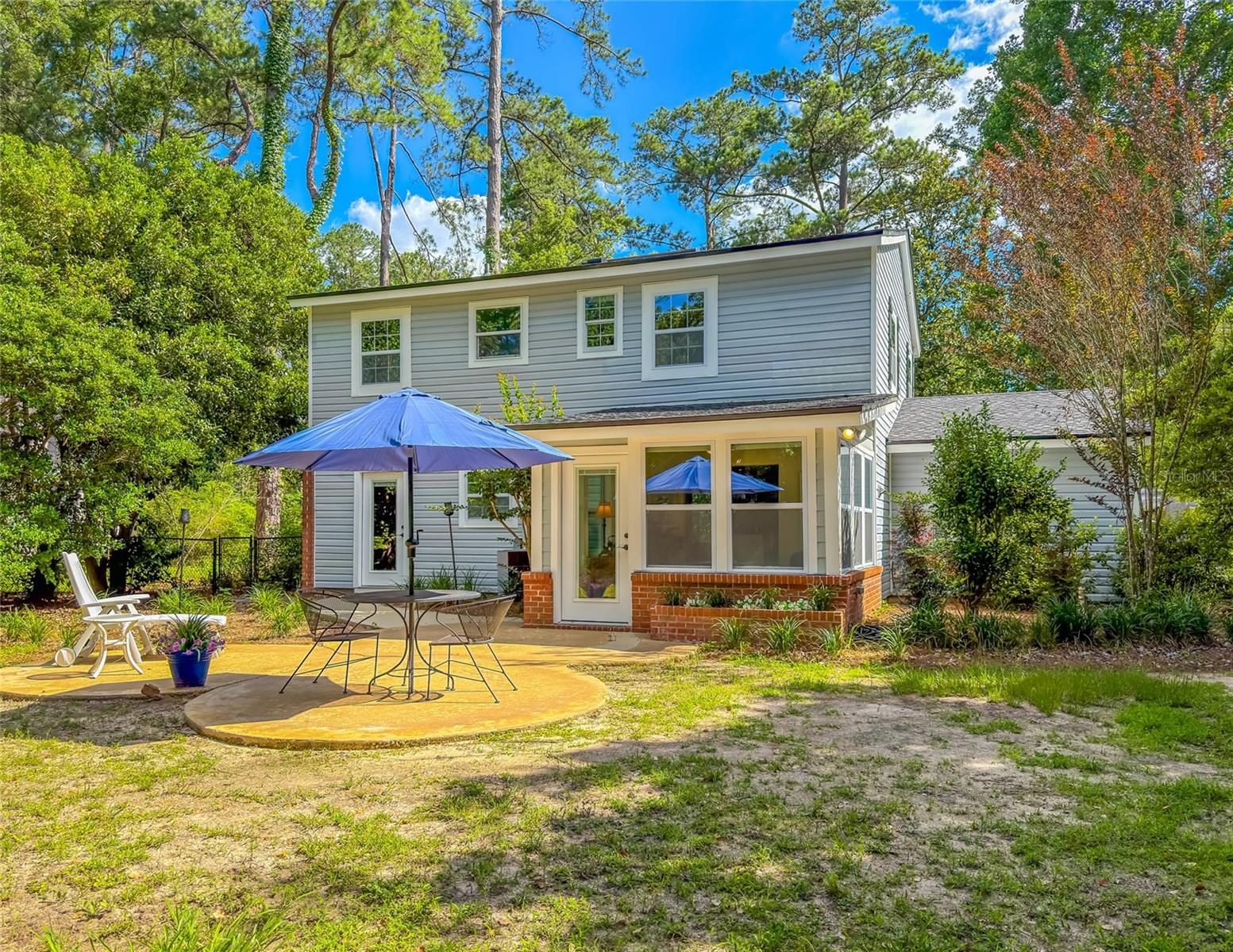 WALLWOOD HEIGHTS - Residential