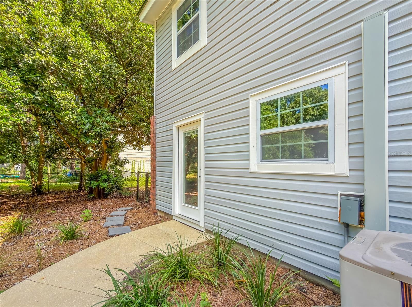 WALLWOOD HEIGHTS - Residential