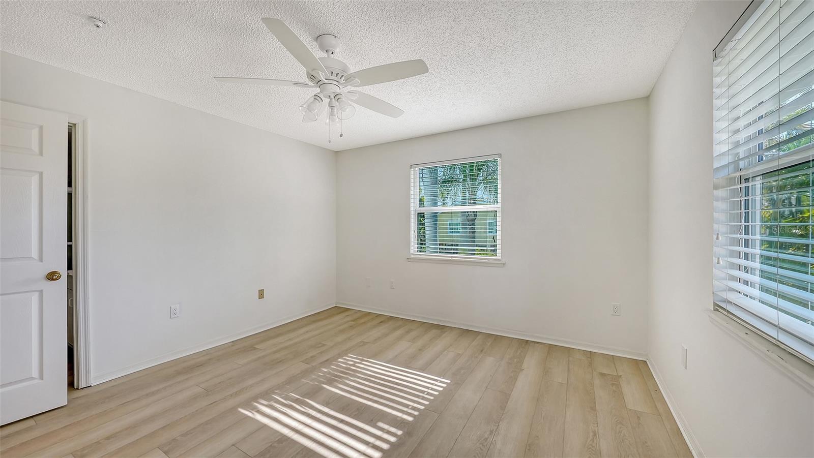 SLEEPY LAGOON PARK 2 - Residential