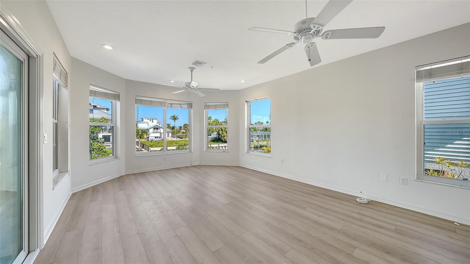 SLEEPY LAGOON PARK 2 - Residential