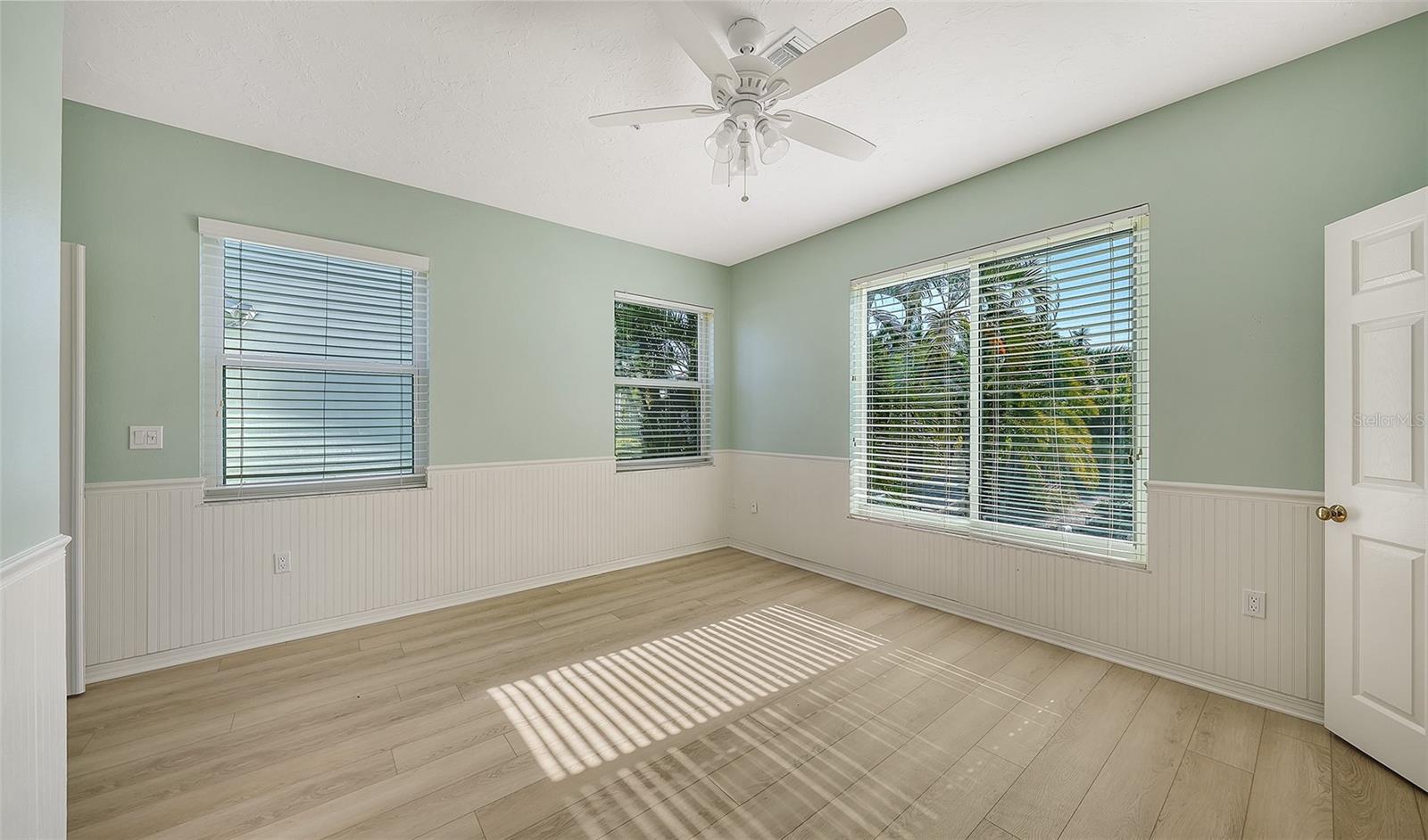 SLEEPY LAGOON PARK 2 - Residential