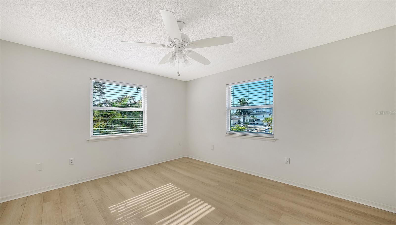 SLEEPY LAGOON PARK 2 - Residential